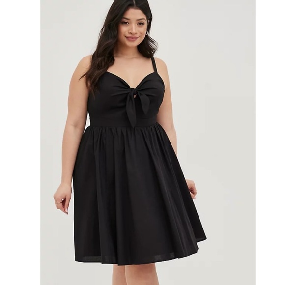 torrid Dresses & Skirts - NWT TORRID BLACK POPLIN TIE-FRONT SKATER DRESS